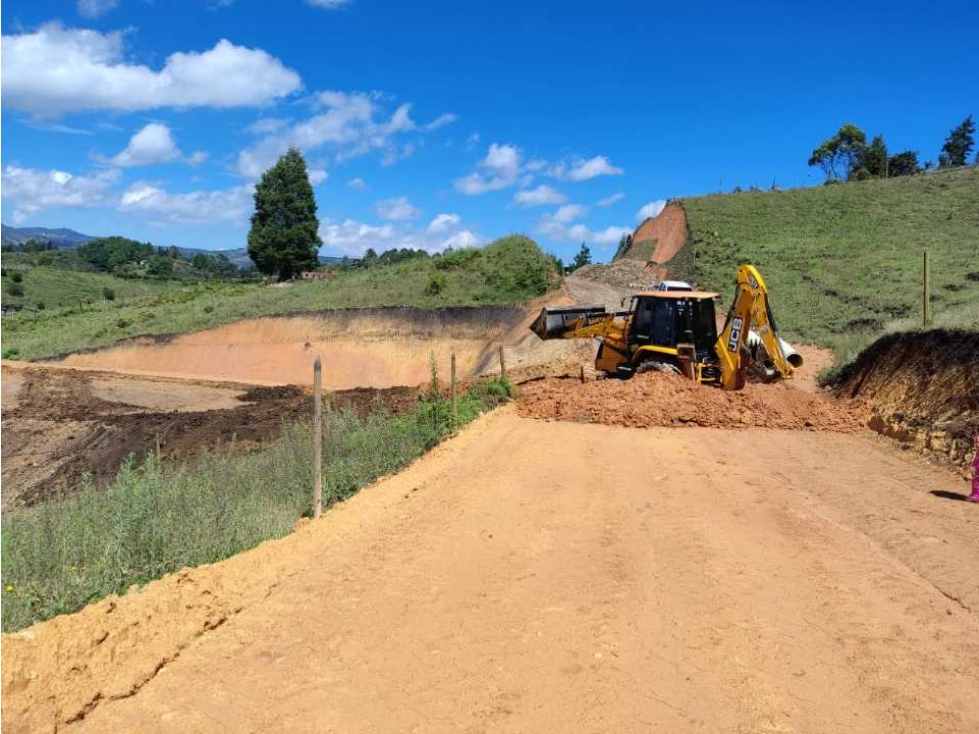 LOTES EN VENTA GUARNE CERCA DEL AEROPUERTO — foto 4
