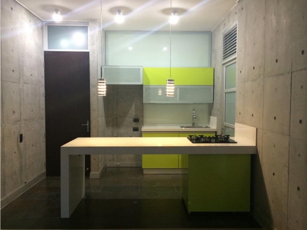 SE VENDE APARTAESTUDIO EN CIUDAD JARDÍN - RP