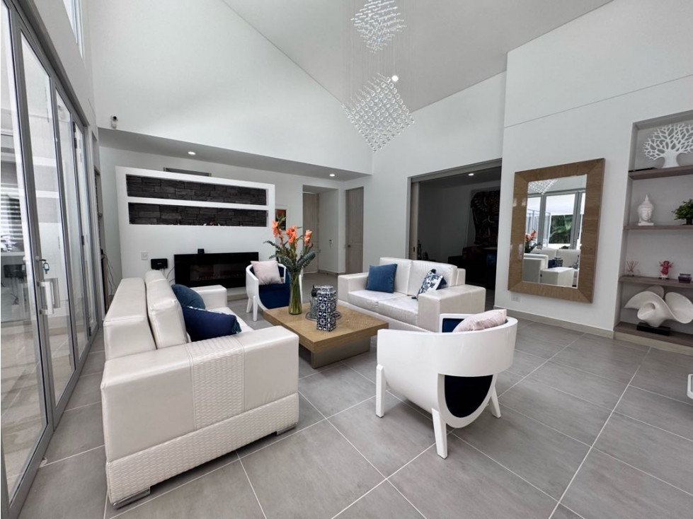 SEVENDE O ALQUILA CASA EN JAMUNDI RP-XU — foto 4