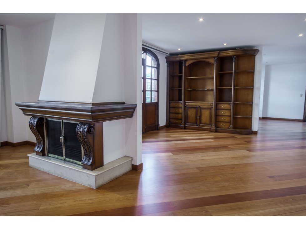 APARTAMENTO EN VENTA CON TERRAZA 50 MTS EN BOSQUE DE PINOS — foto 3