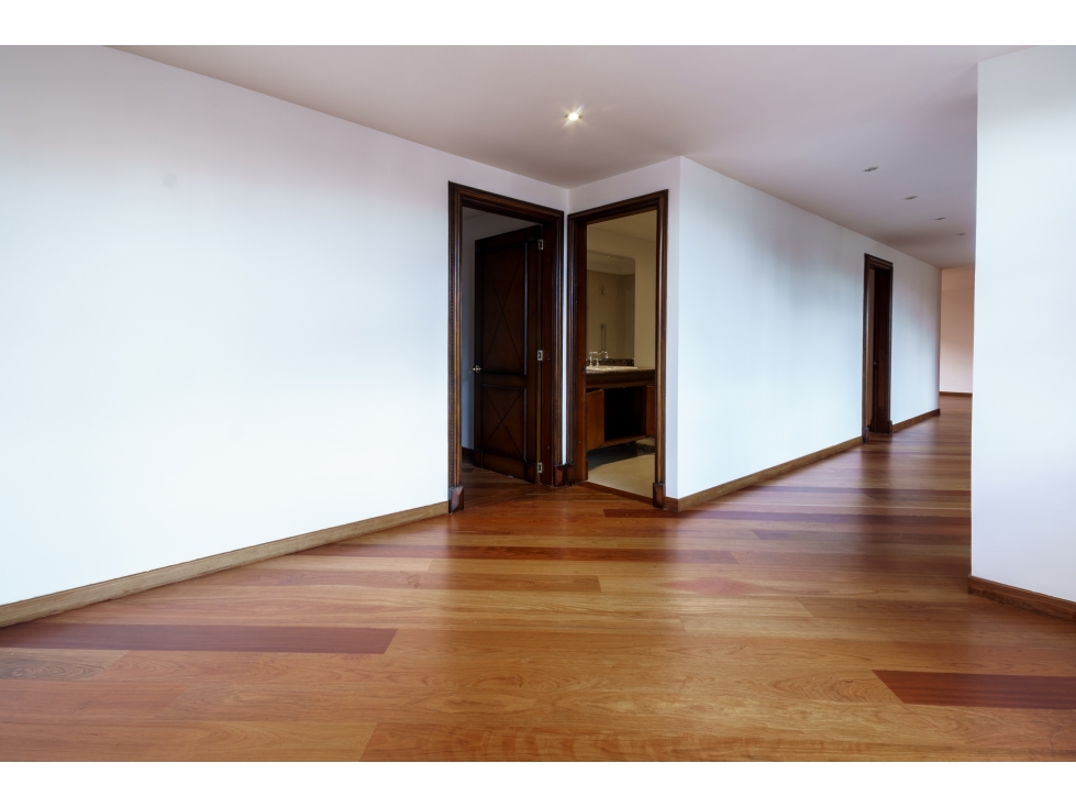 APARTAMENTO EN VENTA CON TERRAZA 50 MTS EN BOSQUE DE PINOS — foto 4
