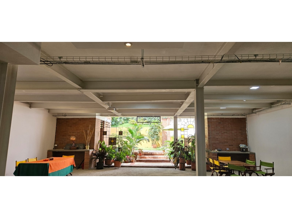 VENTA CASA SANTA TERESITA,CALI