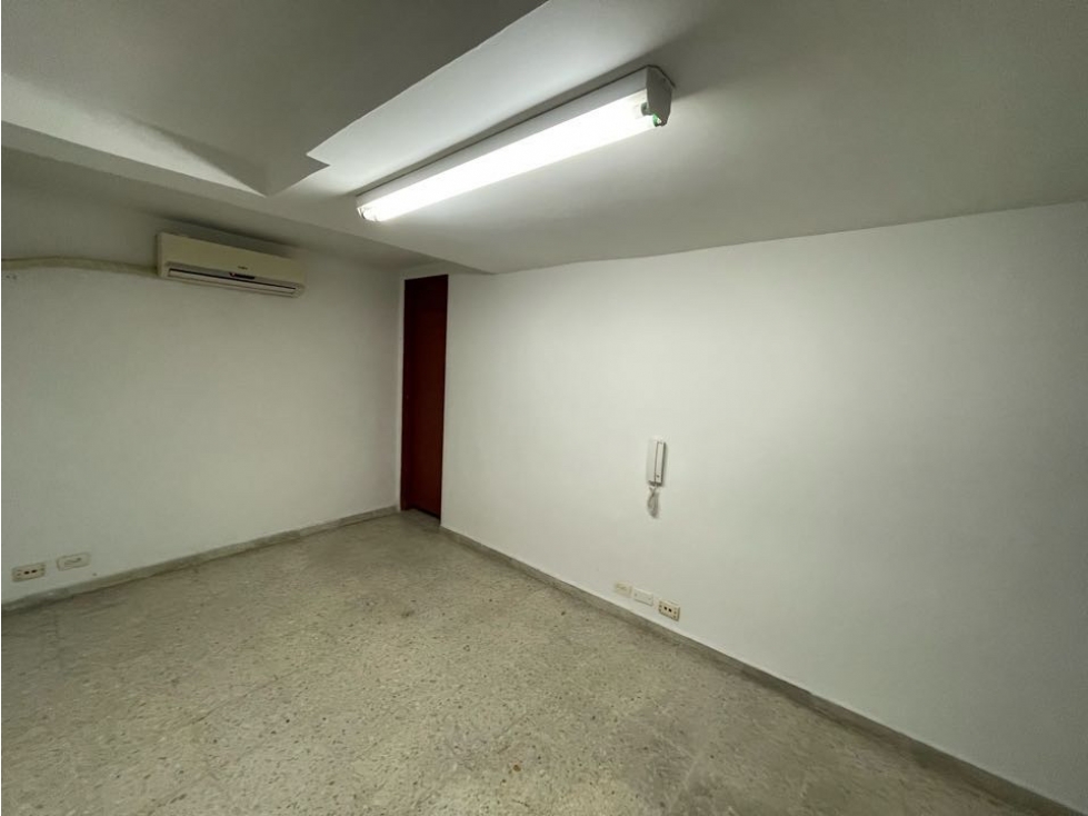 SE VENDE EDIFICIO EN EL OESTE FFG CW6596009 — foto 3