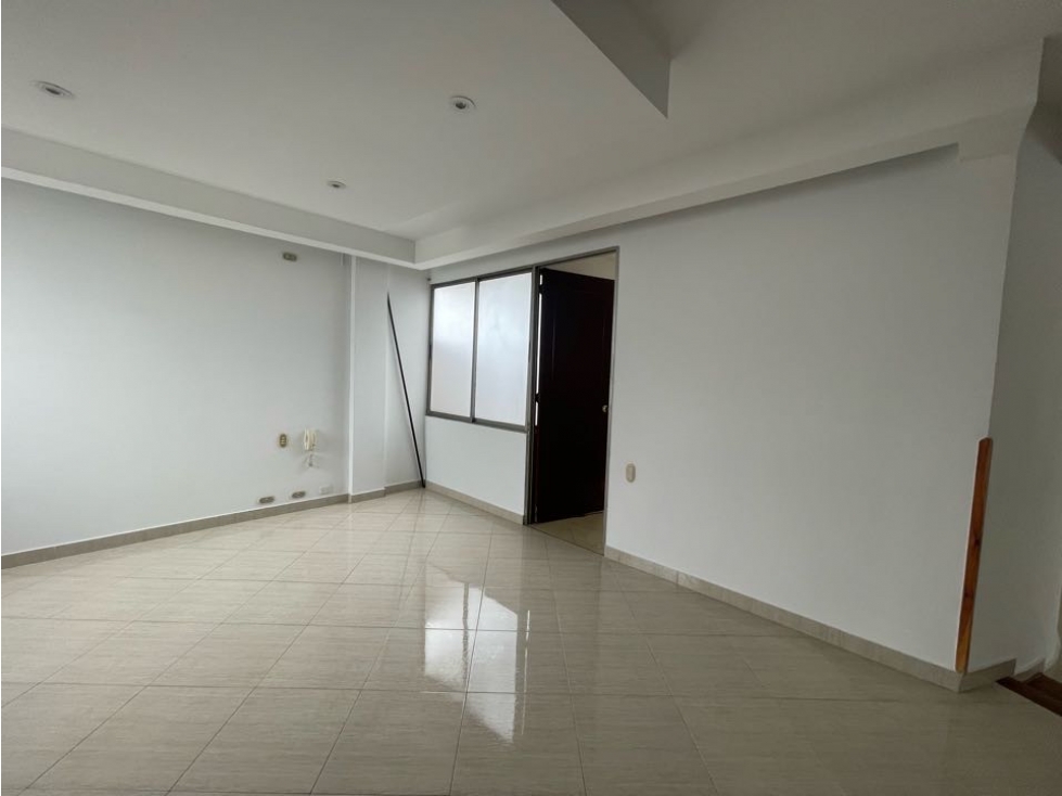 SE VENDE EDIFICIO EN PRADOS DEL LIMONAR MM CV — foto 4