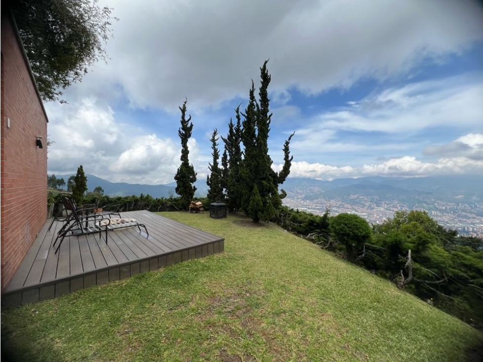 Espectacular casa en las palmas con vista a Medellín!! — foto 3
