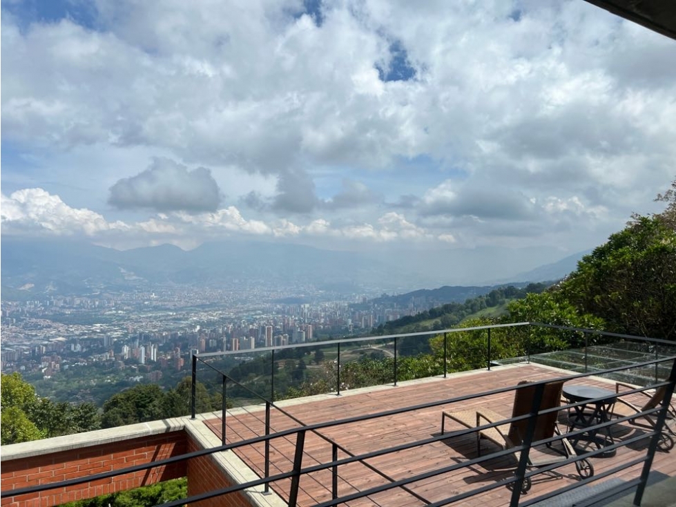 Espectacular casa en las palmas con vista a Medellín!! — foto 6