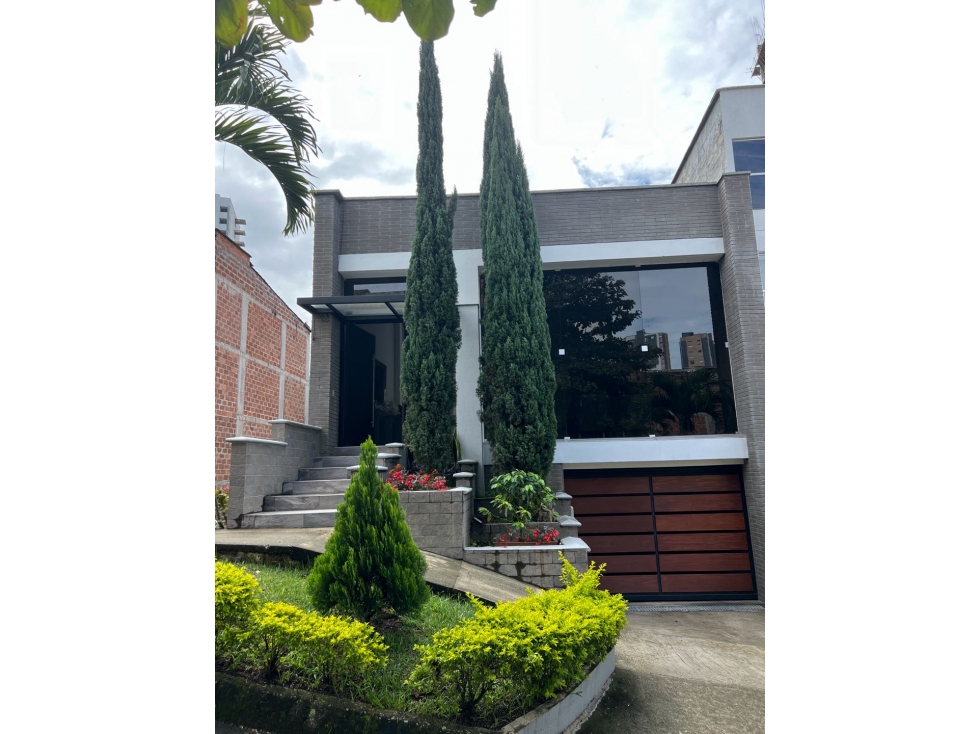 Hermosa casa en unidad cerrada en sabaneta. Sector Aves María — foto 2