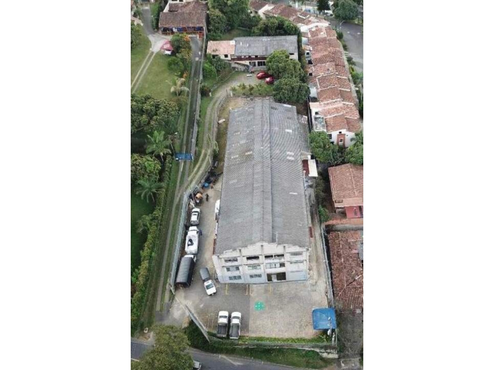 Se Vende Bodega En Envigado
