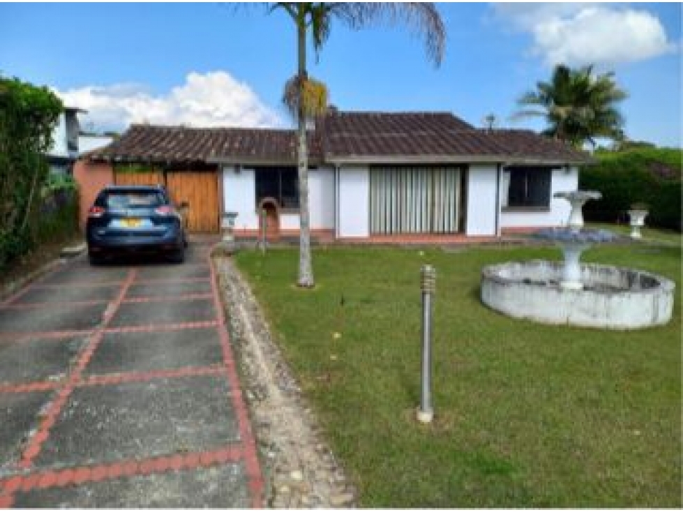 Finca en venta sector Club Llano Grande
