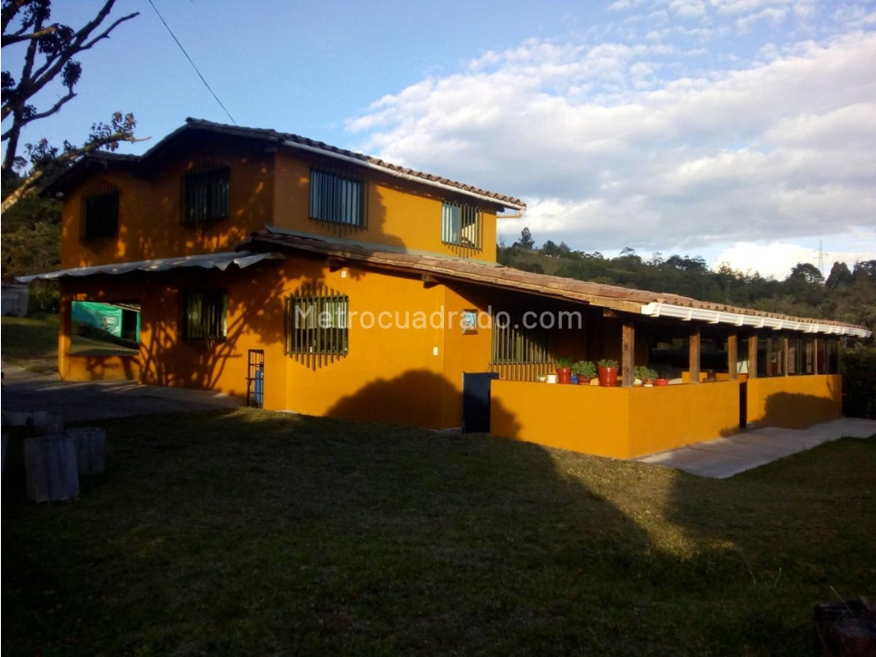 Venta de Finca en Santa Elena Vereda El Cartucho