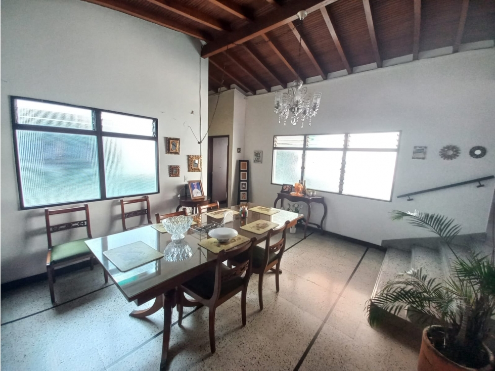 Casa en Venta La Castellana piso 2 ph