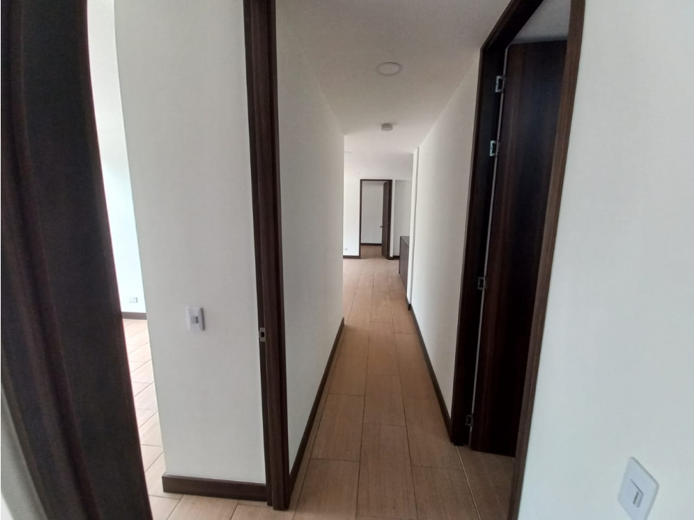 Apartamento en Venta Pinares El Retiro