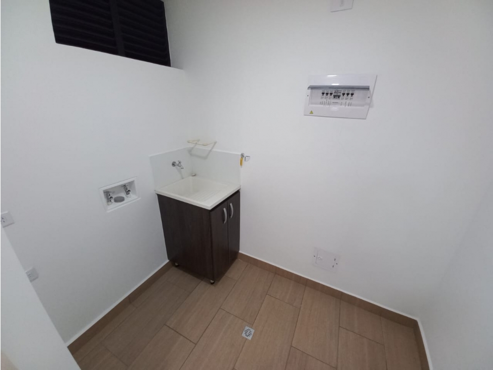 Apartamento en Venta Pinares El Retiro — foto 3