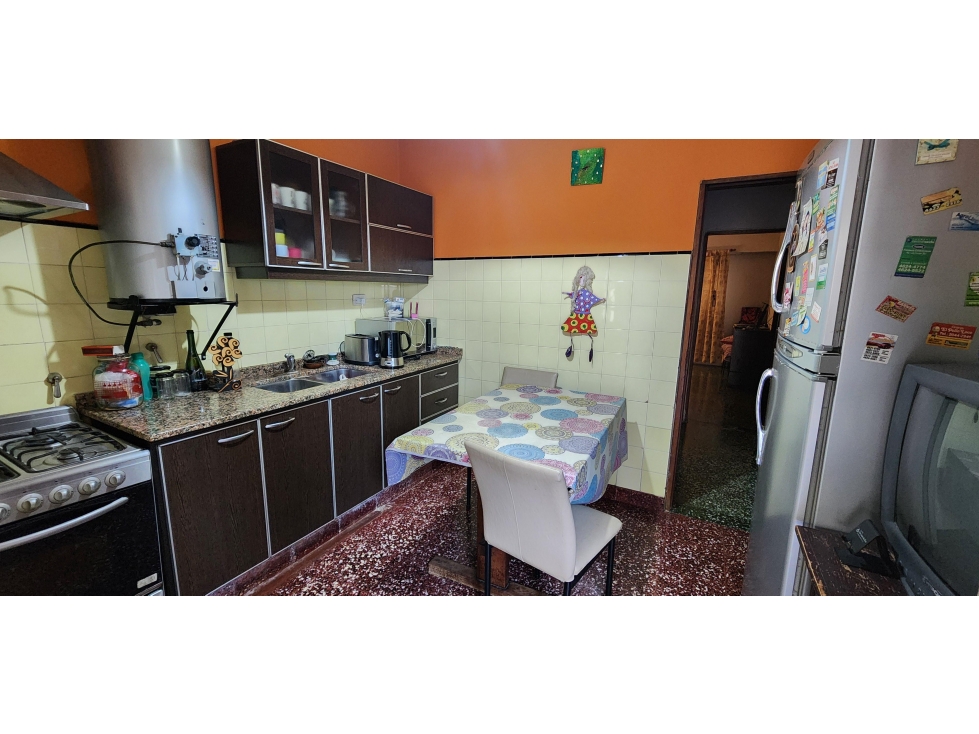 Casa 6 Ambientes ideal 2 familias - Ituzaingó Norte — foto 6