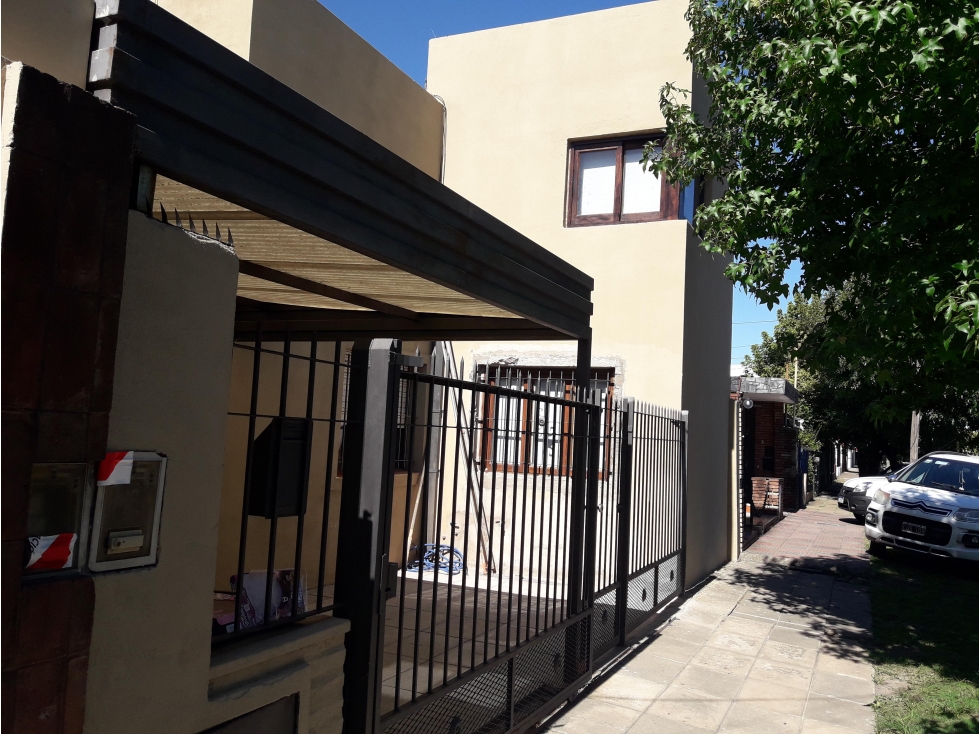 Casa 5 Ambientes- Castelar Sur — foto 2