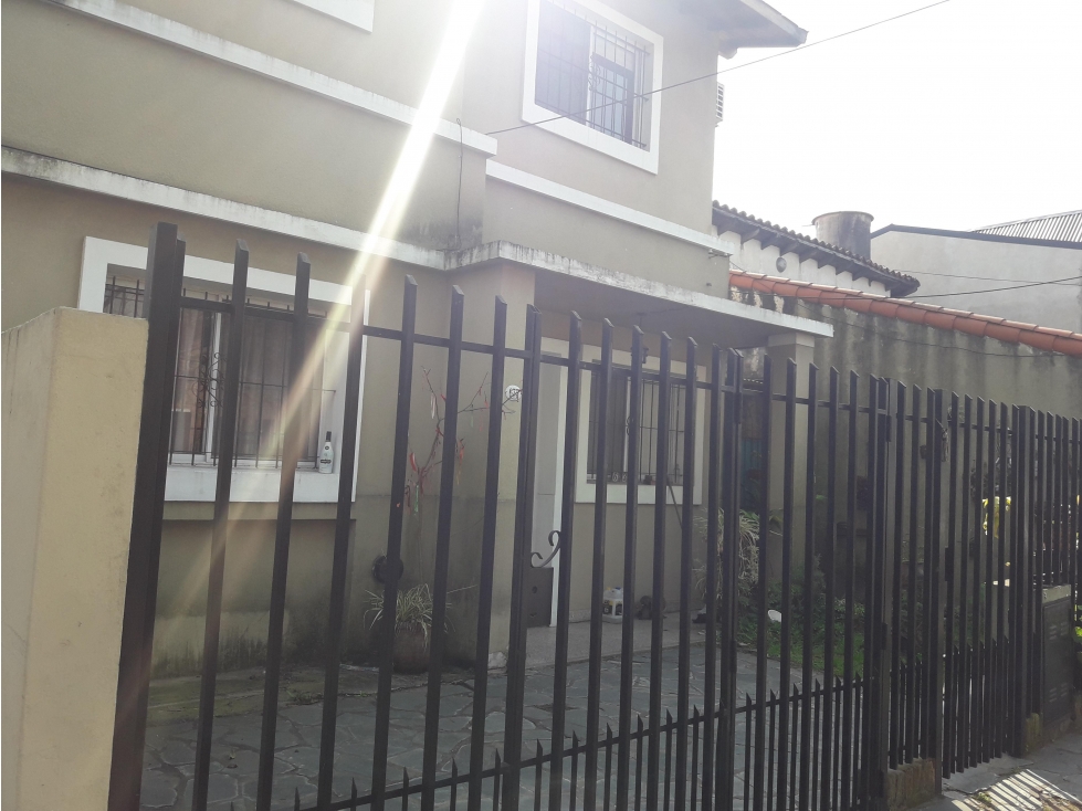 Casa 5 Ambientes - Ituzaingó Norte APTA CREDITO