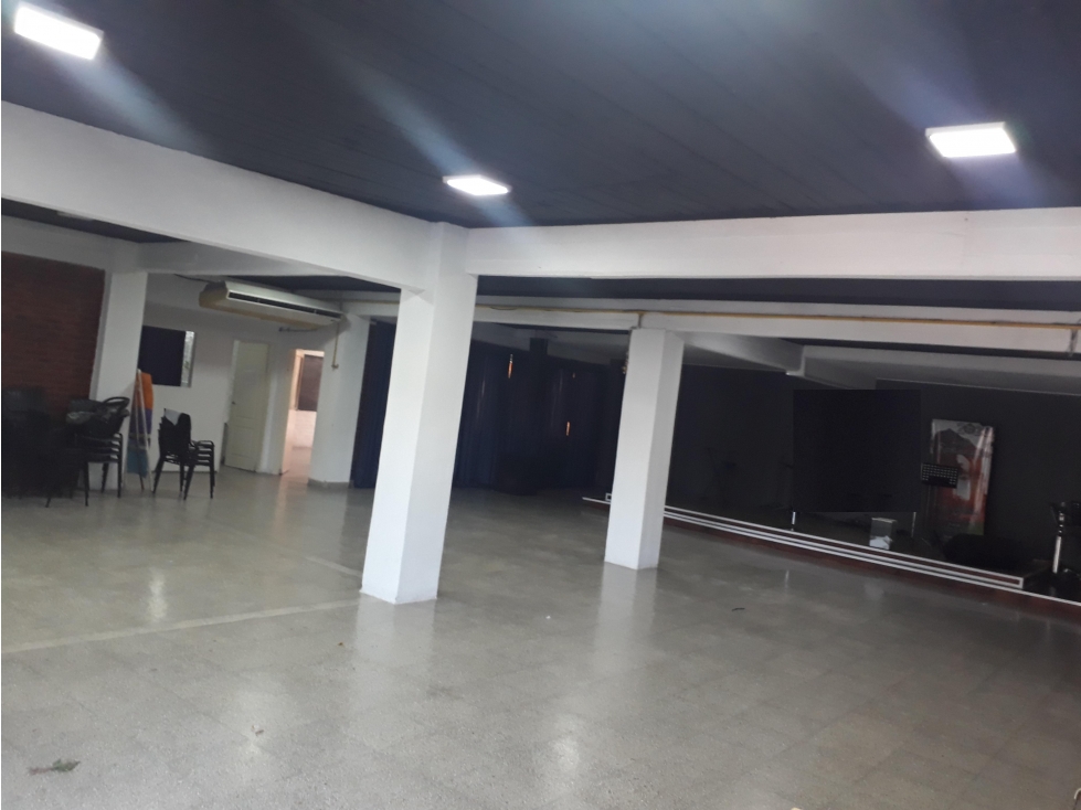 Edificio Comercial - Oportunidad Retasado-Ituzaingó Sur - 2