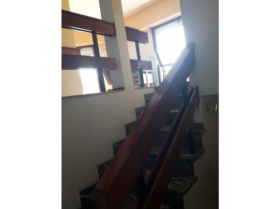 CASA AMERICANA3 AMBIENTES EN DOS PLANTAS CON LOCAL COMERCIAL- Ituzaingó Norte — foto 4