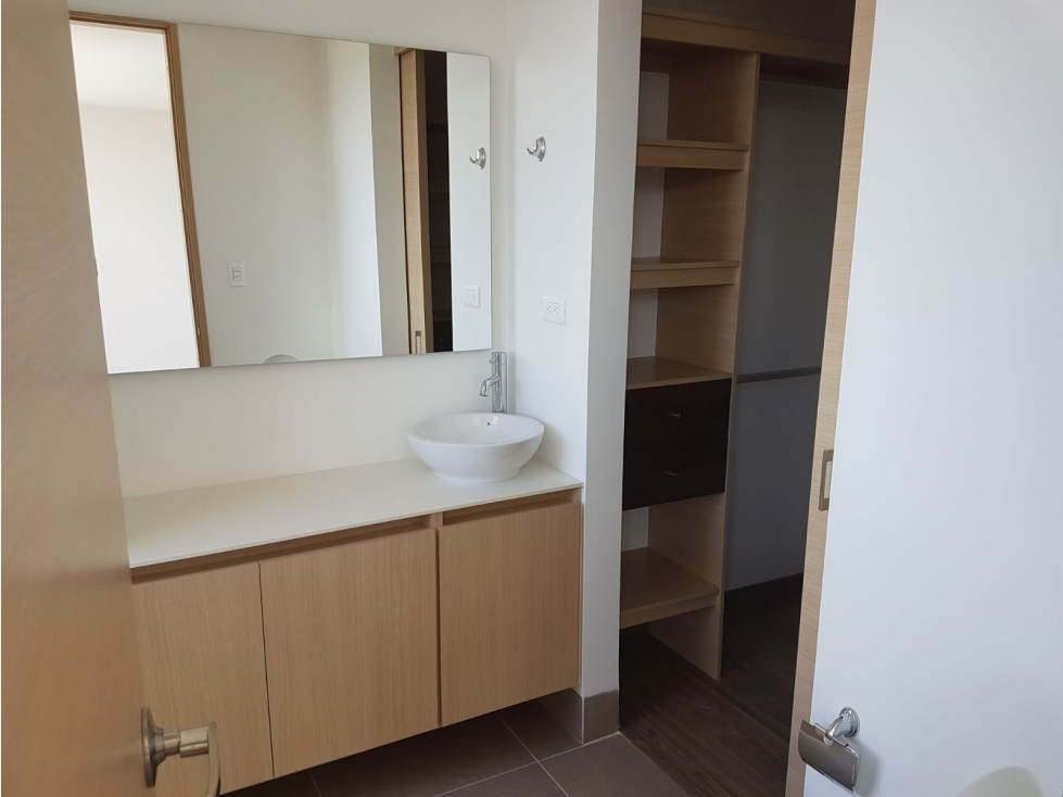 VENDO APARTAMENTO ENVIGADO SECTOR CUMBRES
