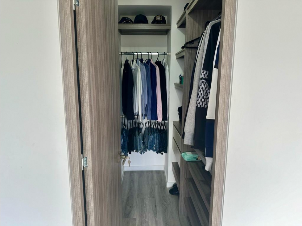 VENDO APARTAMENTO ENVIGADO SECTOR BRUJAS — foto 3