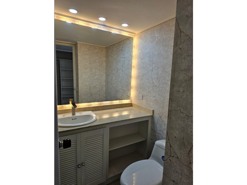 VENDO O ARRIENDO APARTAMENTO EN EL POBLADO SECTOR PARRAS — foto 5