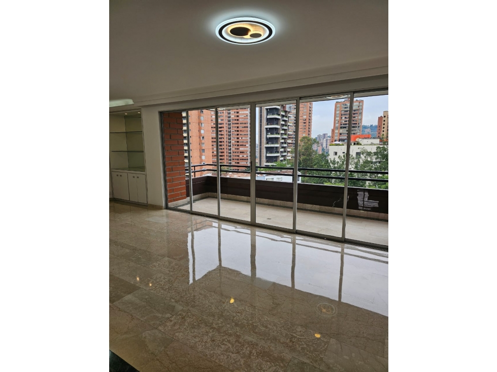 VENDO O ARRIENDO APARTAMENTO EN EL POBLADO SECTOR PARRAS — foto 6