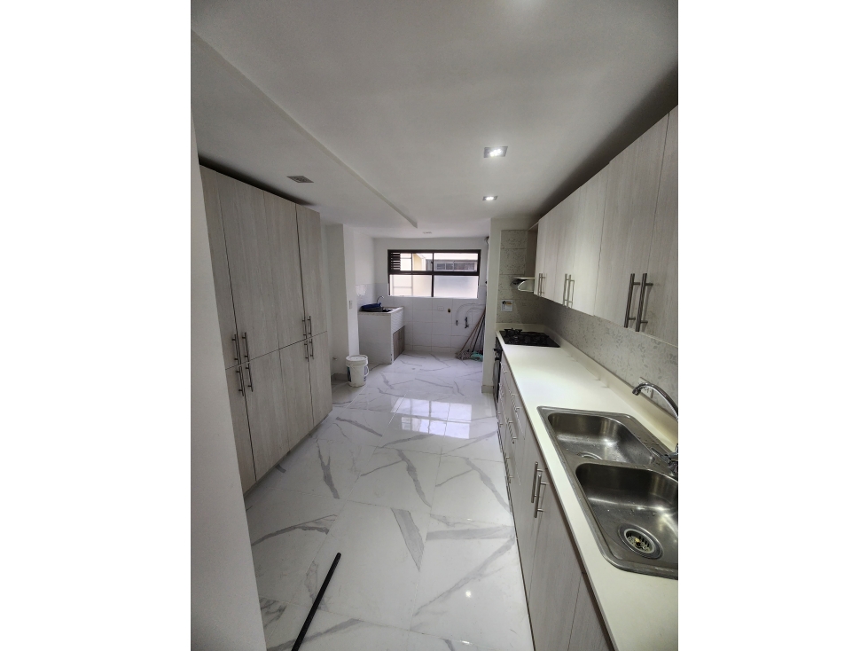 VENDO APARTAMENTO LAURELES SEGUNDO PARQUE — foto 4