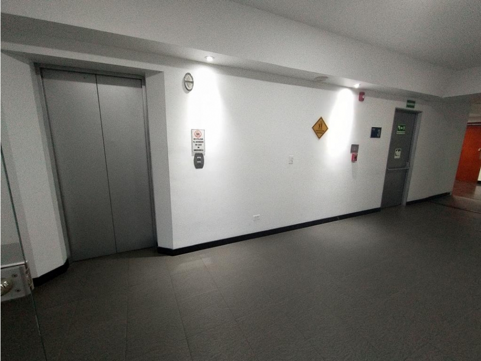 Venta de Oficina en el Barrio Chicó — foto 4