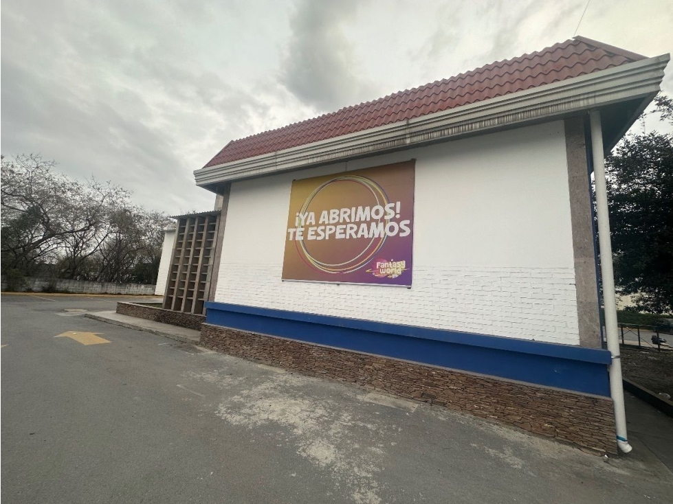 Local comercial en Av Miguel Aleman, Guadalupe N.L. - 5