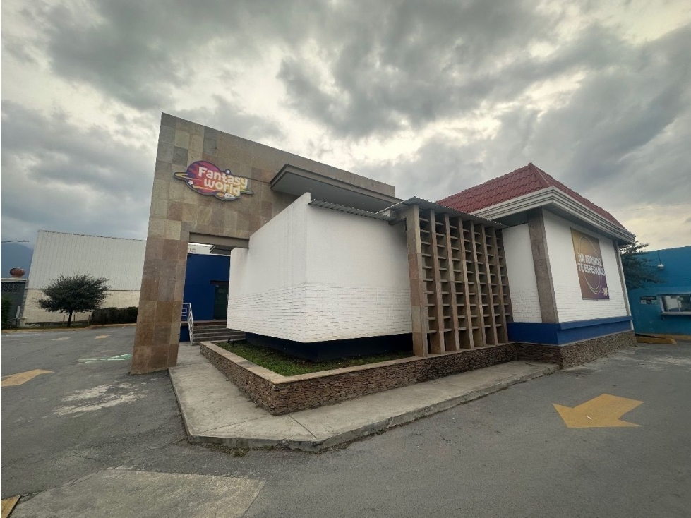 Local comercial en Av Miguel Aleman, Guadalupe N.L. - 6