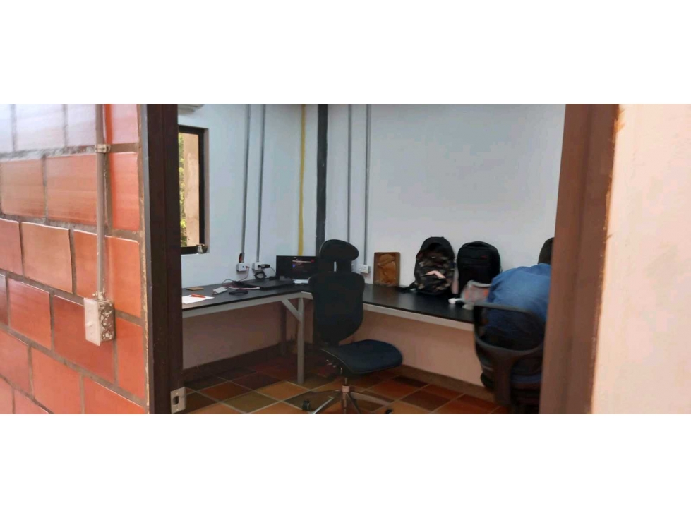 Bodega y Oficina ideal para call center — foto 5