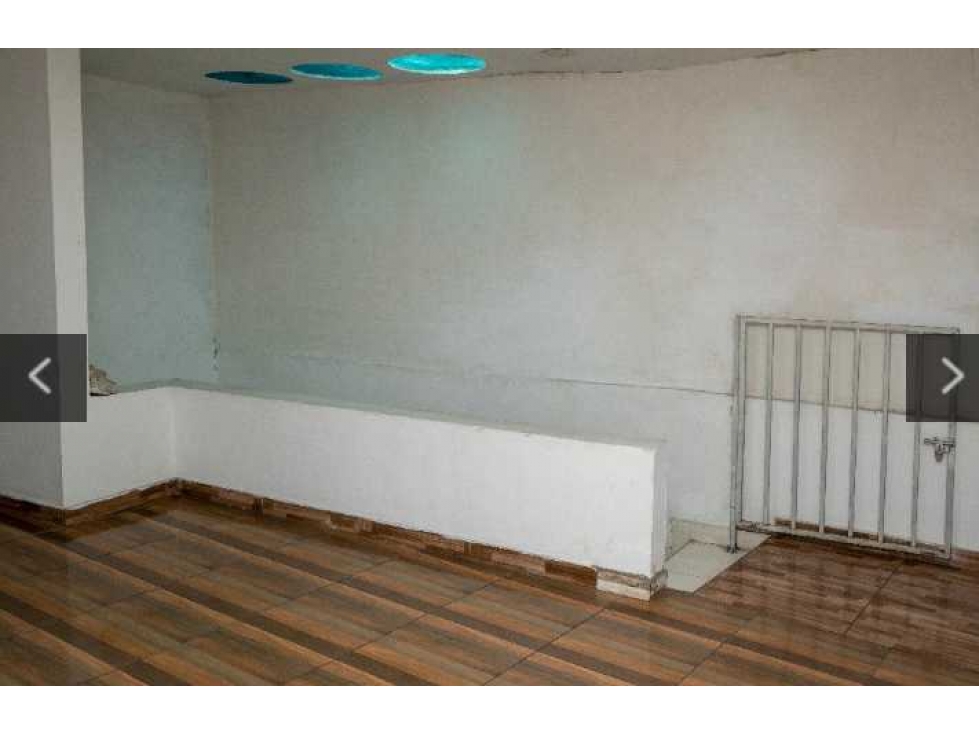 Se vende edificio esquinero comercial en Junin — foto 2