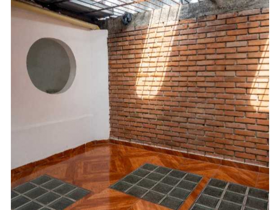 Se vende edificio esquinero comercial en Junin — foto 4