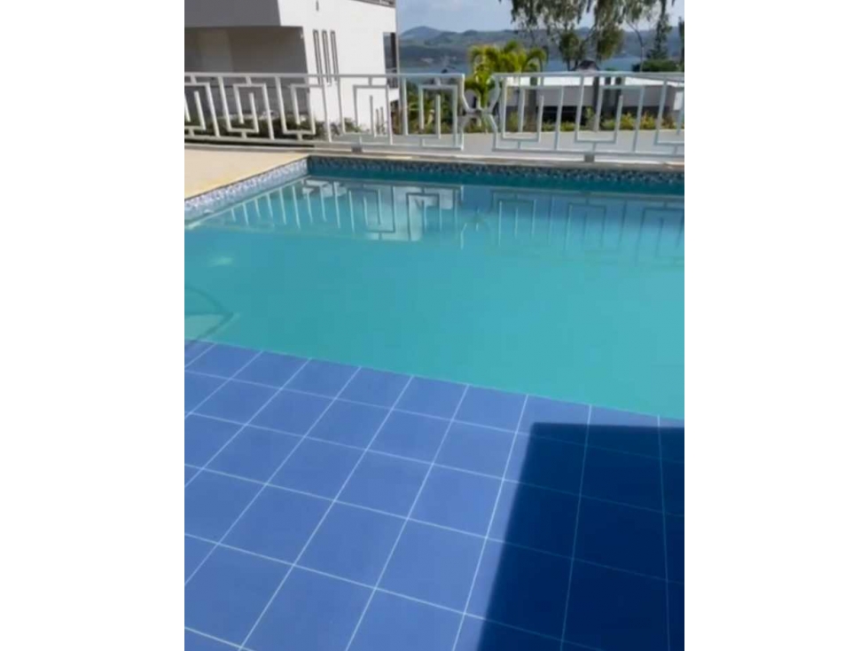 Se vende casa campestre en el lago Calima.MHG - 4