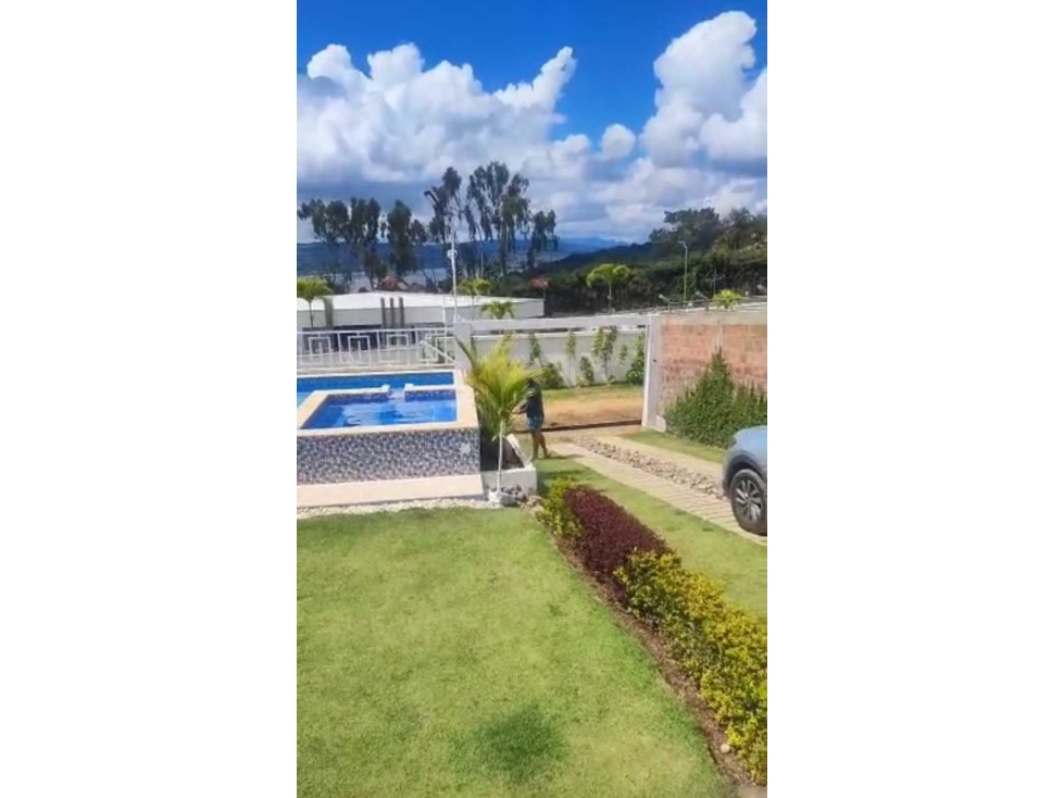 Se vende casa campestre en el lago Calima.MHG - 5