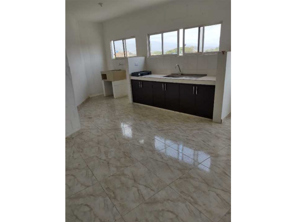 Se vende casa en Jamundí, con un local y dos apartamentos. — foto 6