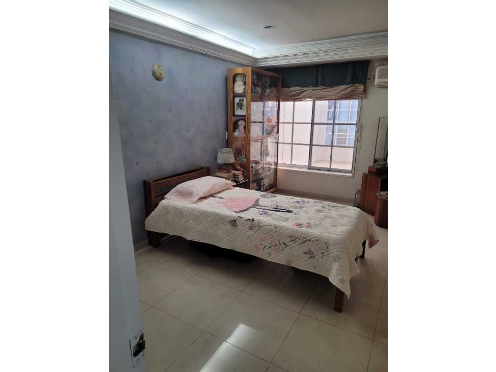 Se vende casa en Barrio Bretaña con Tres apartamentos .MHG. — foto 6