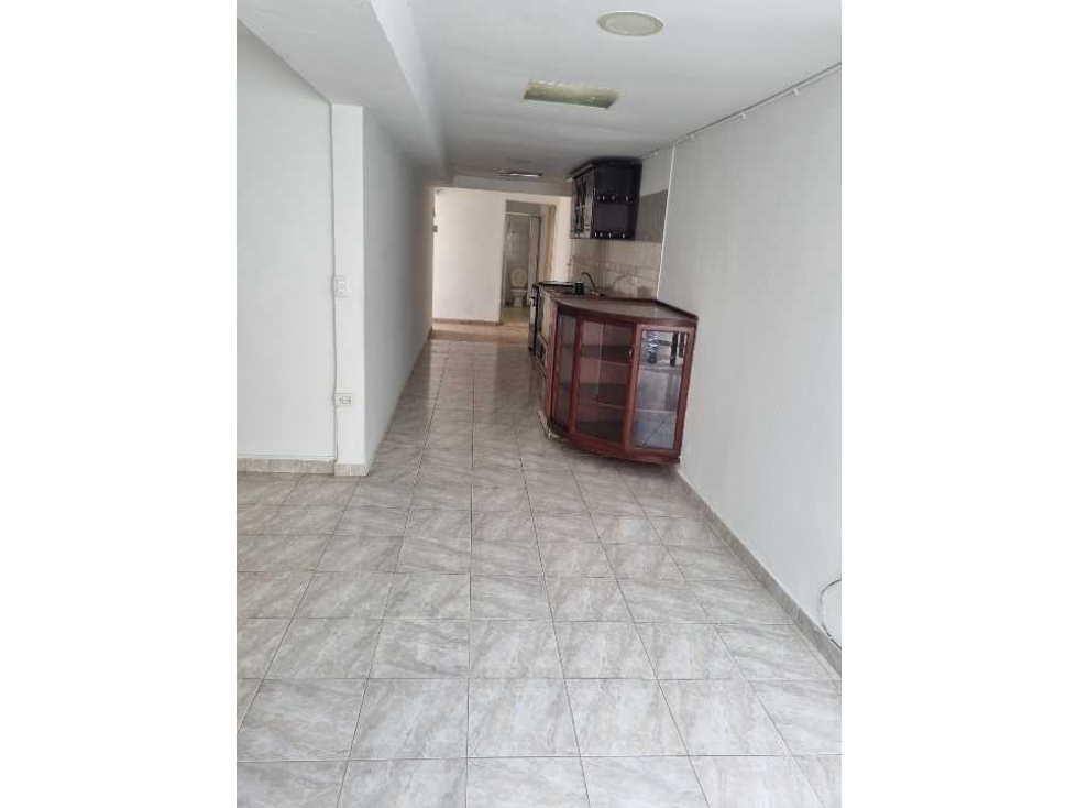 Se vende casa en Barrio Bretaña con Tres apartamentos .MHG. — foto 3