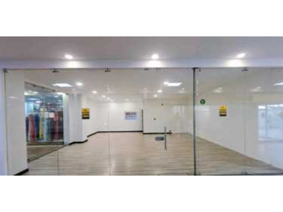 SE ALQUILA LOCAL EN HOLGUINES TRADE CENTER. MHG CW:9015759 — foto 2