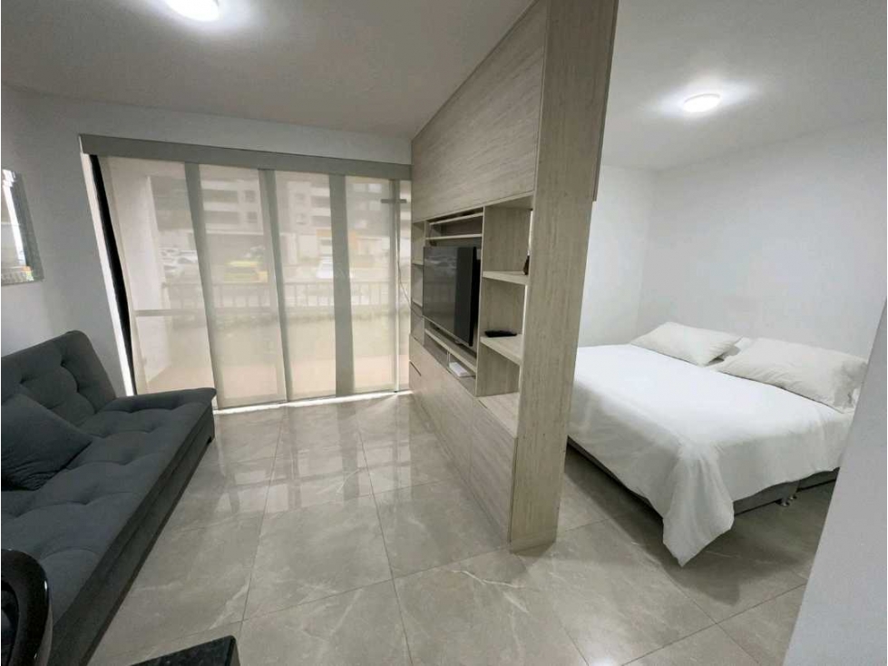 Se alquila apartaestudio en la flora — foto 2