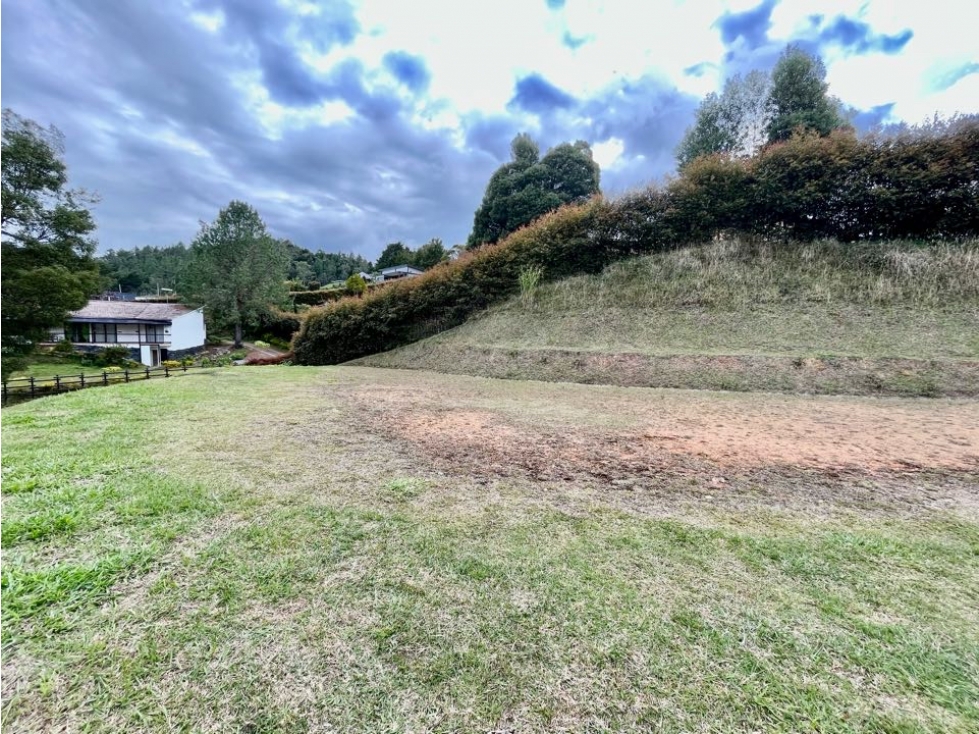 LOTE PARA LA VENTA EN ENVIGADO ALTO DE LAS PALMAS MEDELLIN — foto 4