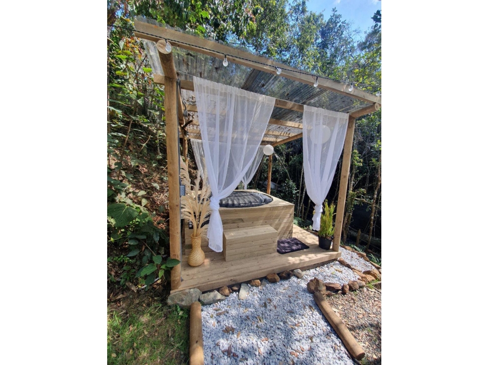 Venta de CABAÑA en madera en Guarne entrada por SANTA ELENA