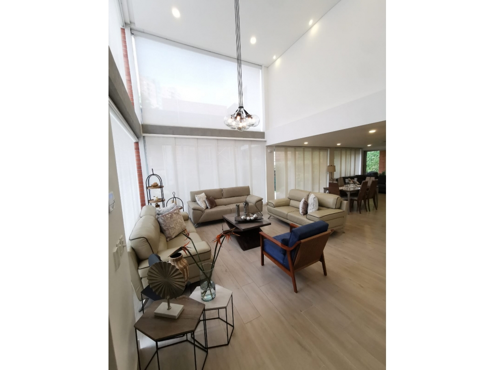 Venta de CASA de 3 niveles en SABANETA- Sector San Remo — foto 5