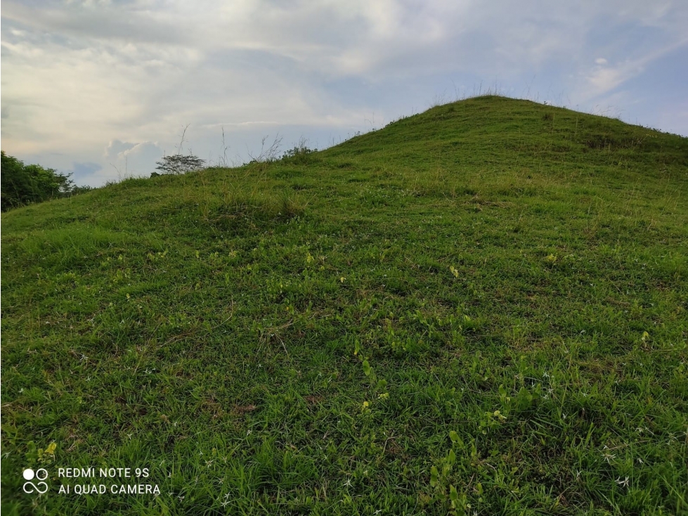 VENTA o PERMUTA de LOTES cerca a la HACIENDA NÁPOLES — foto 6