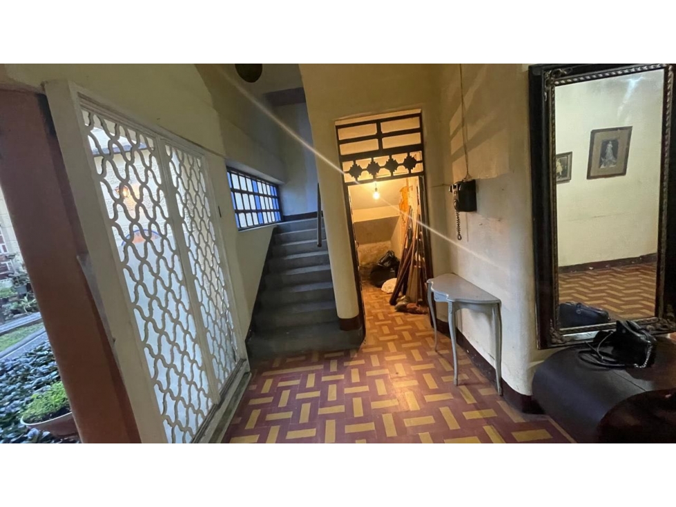 Venta de CASA LOTE en LAURELES - Baja mixtura uso Residencial — foto 2
