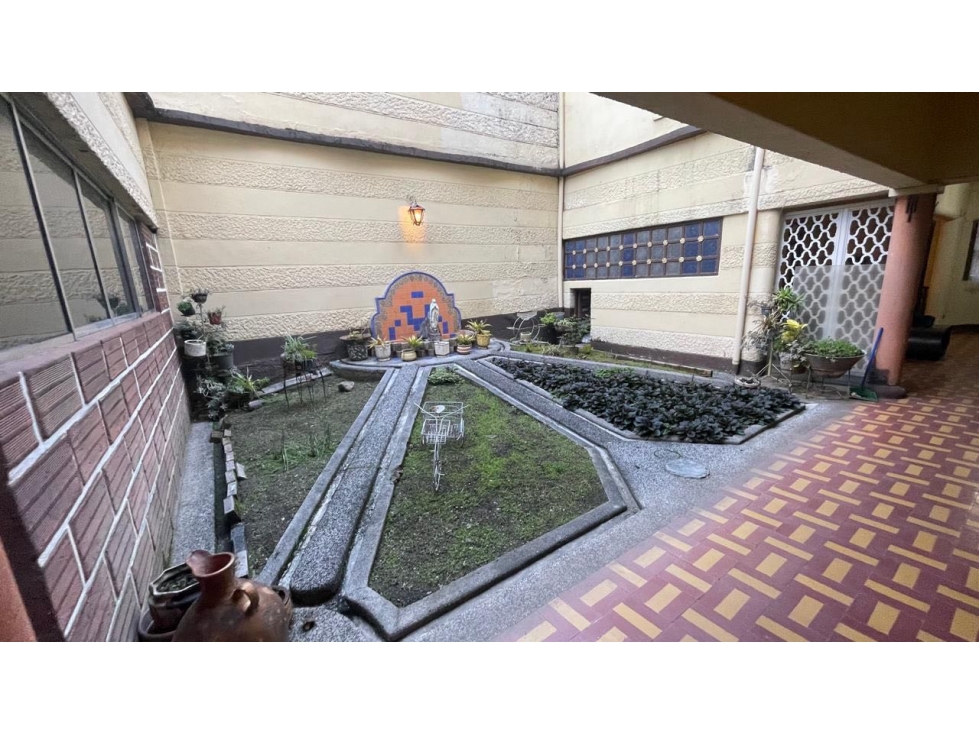 Venta de CASA LOTE en LAURELES - Baja mixtura uso Residencial — foto 6