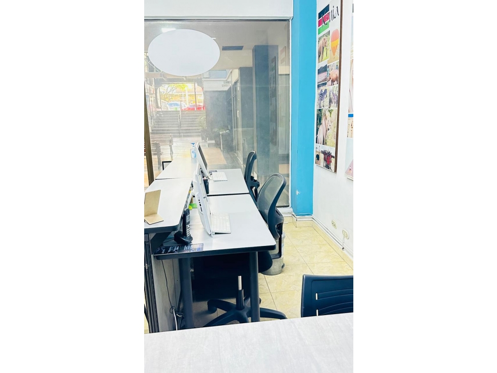 Venta de LOCAL en Laureles en el Centro comercial San Juan de la 70 — foto 4