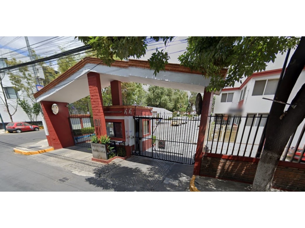 Casa en Remate en Espartaco, Coyoacan , F-405 - 1