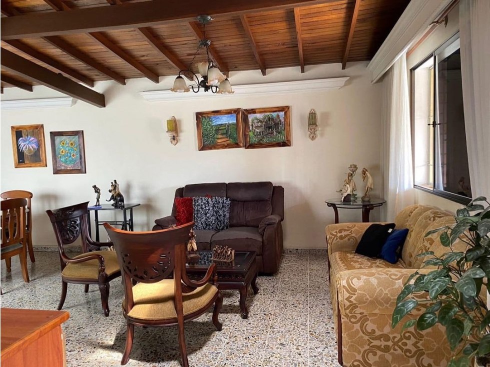 VENTA o PERMUTA de CASA de 3er piso en BUENOS AIRES~ Miraflores — foto 3