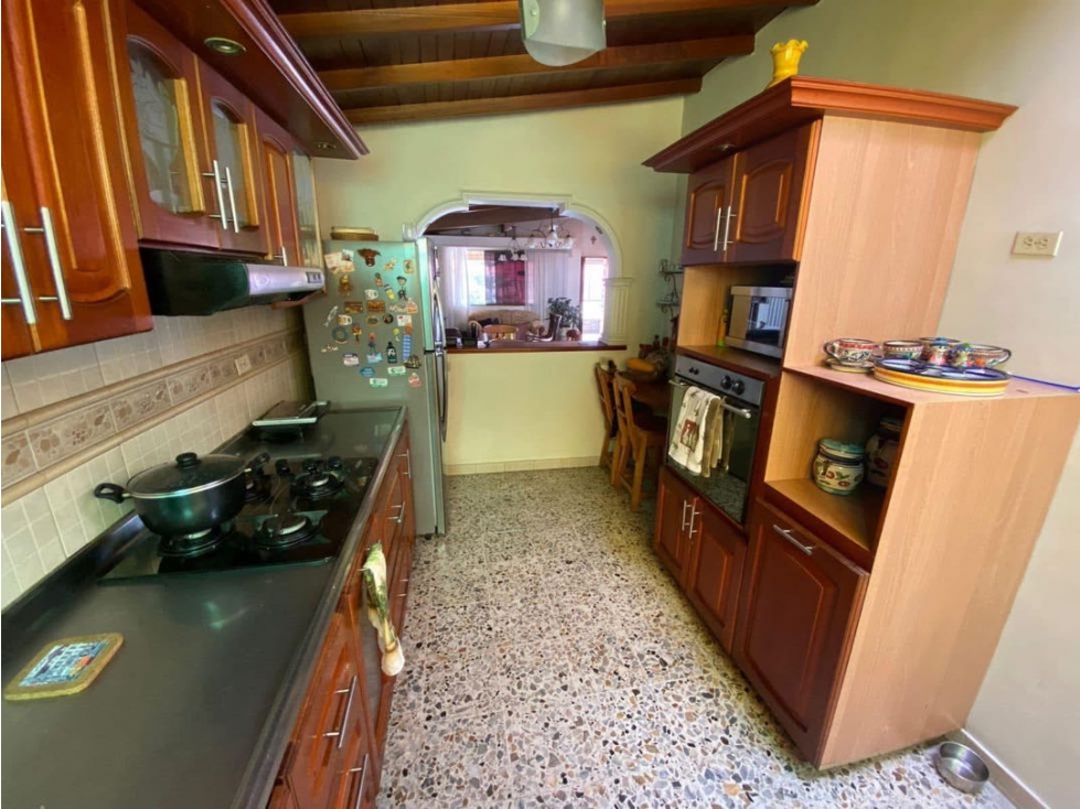 VENTA o PERMUTA de CASA de 3er piso en BUENOS AIRES~ Miraflores — foto 5